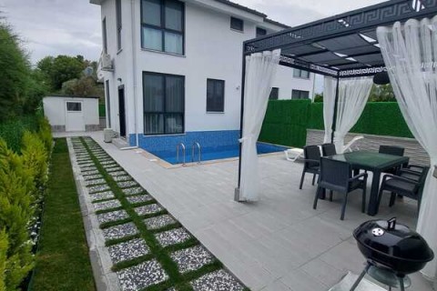VILLA MELL