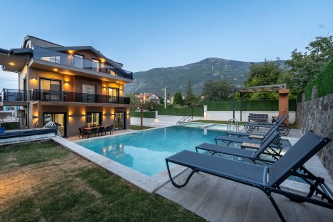 VILLA INFINITY