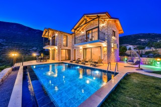 VİLLA YAZ ÇİÇEĞİ | Kalkan Kiralık Villa
