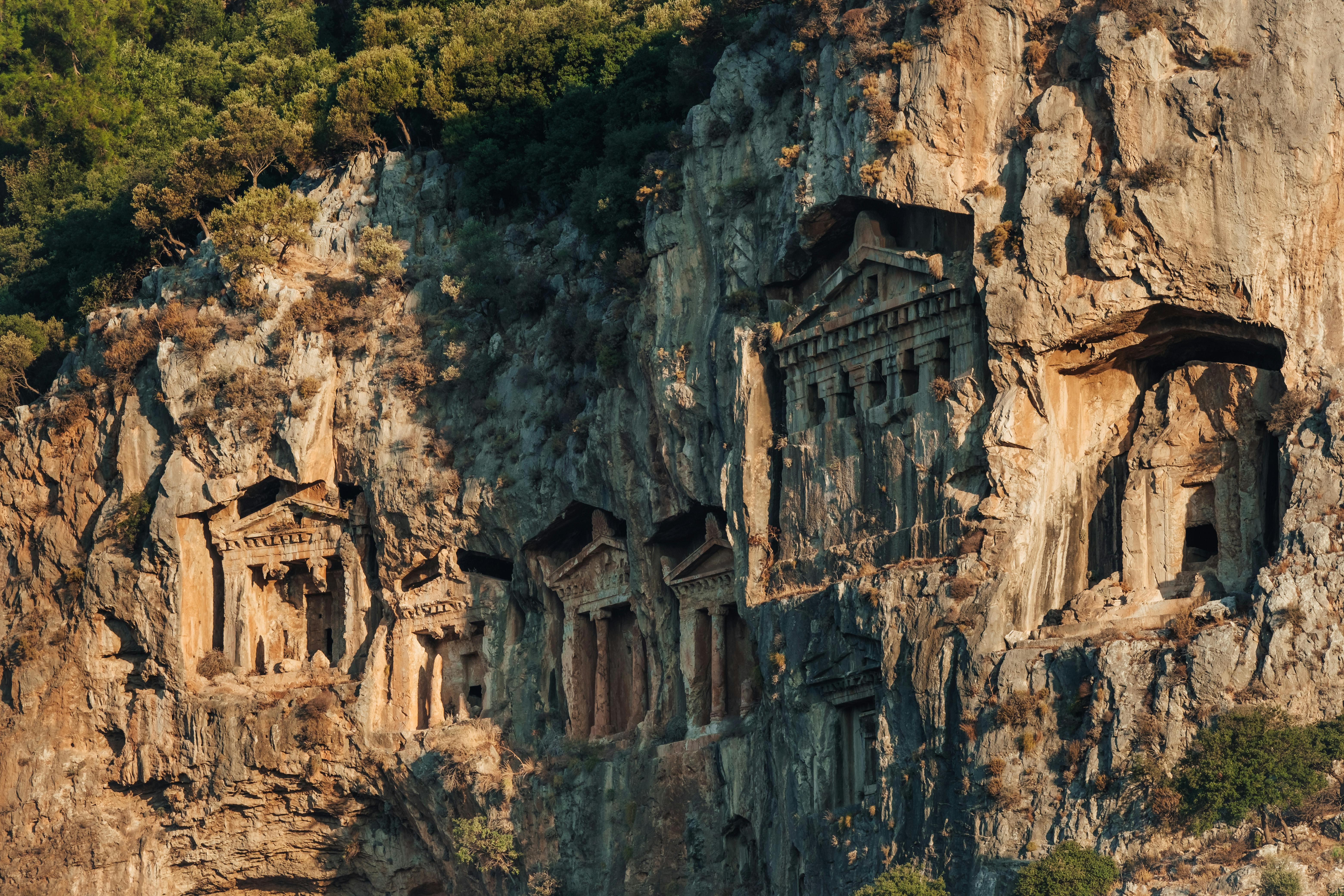 Dalyan Kaya Mezarları